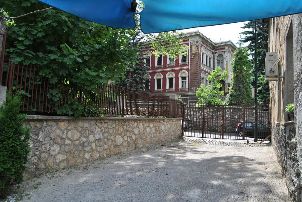 Konak Apartment Сараево Стая снимка